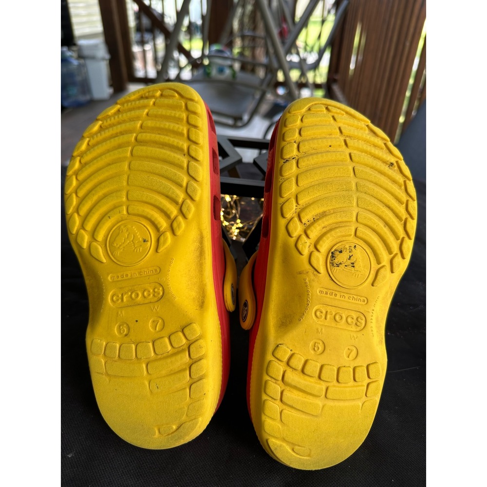 Crocs Classic Clog Orange/Red Yellow Chef Kitchen Jibbitz Men's Size M 5 W 7 - Picture 7 of 7